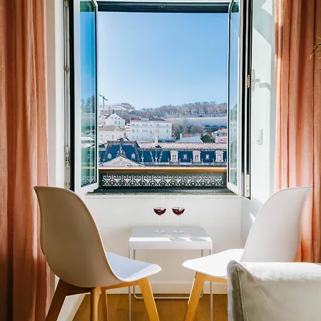 شقة The Savoy Truffle A Chic Retreat With The View *