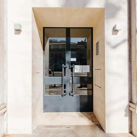 The Savoy Truffle A Chic Retreat With The View Лиссабон